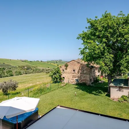 Villa Giantonio Lapedona